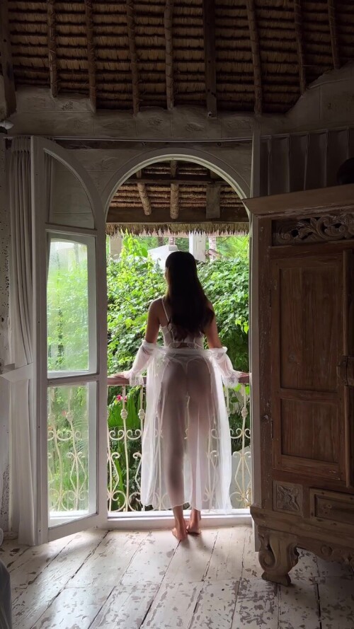 Ella Cervetto 260e78face3c54b136