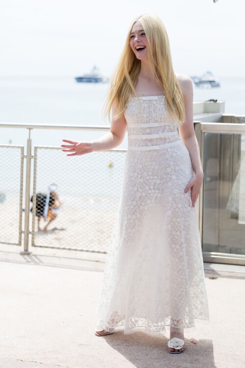 Elle Fanning 12