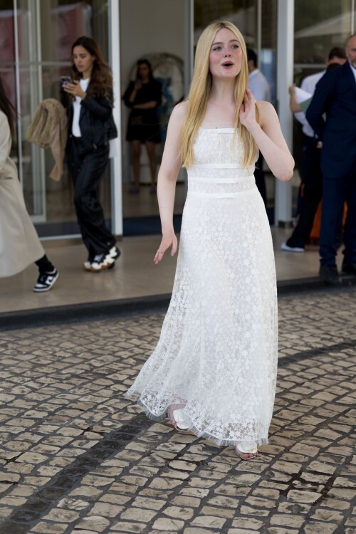 Elle Fanning 14
