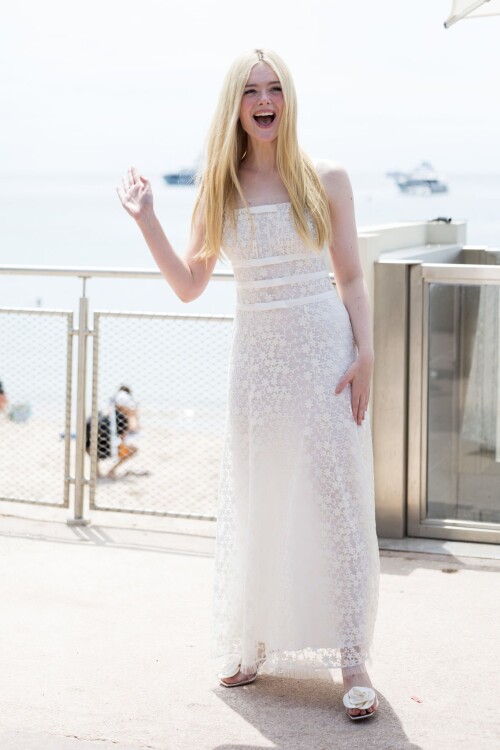Elle Fanning 15