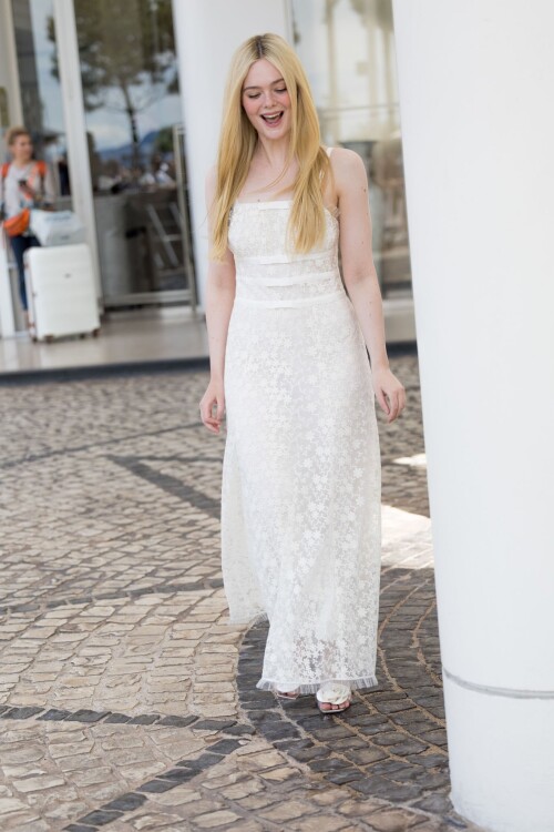 Elle Fanning 2