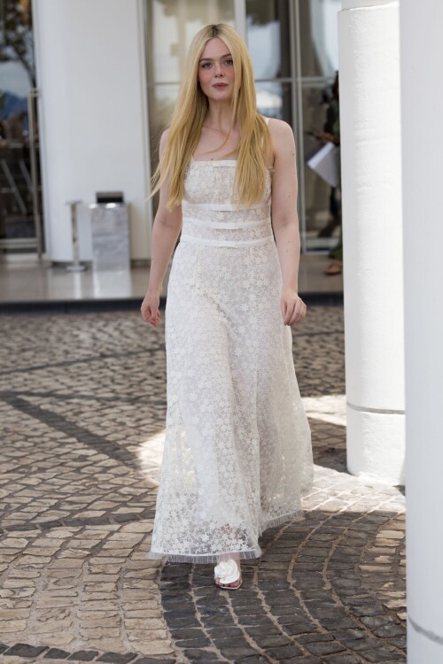 Elle Fanning 3