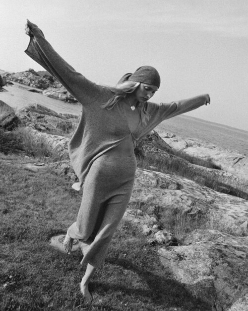 Elsa Hosk Sexy 6e83007f3238b3f24