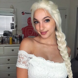 Elsa-Wig-150ebe2c83af79a19