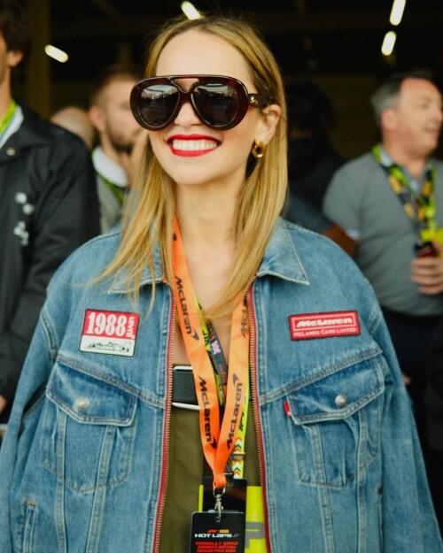 Emilia Clarke British Grand Prix 7a2672063a50c8fcc