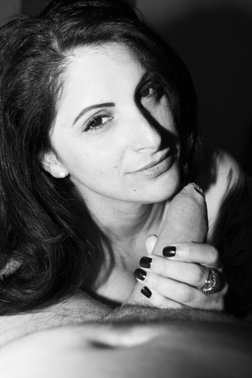 Emilia6bcc6f242cf2f6a80