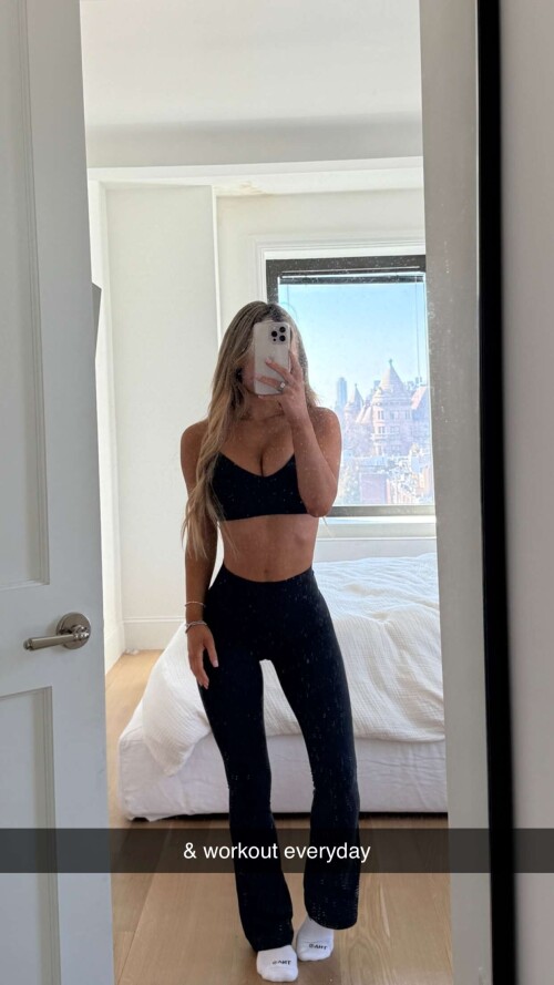 Emily Elizabeth 14e39423a25f41027f