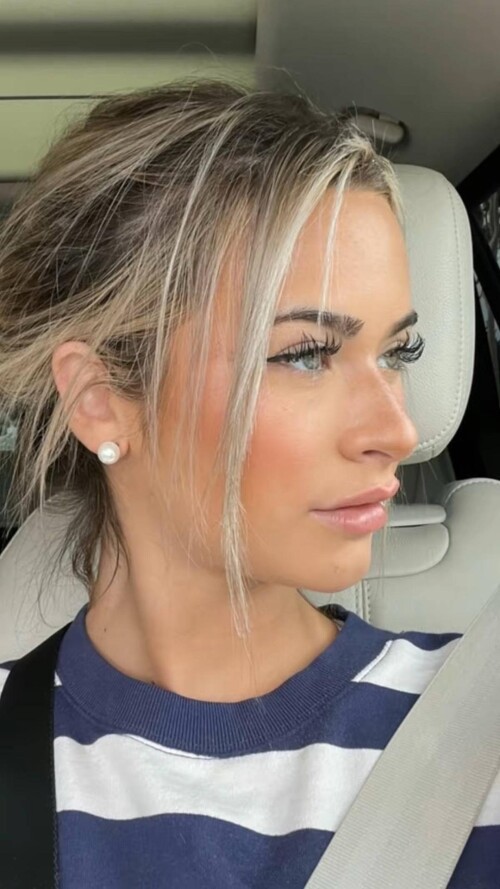 Emily Elizabeth 36d4e374c8fe4155d