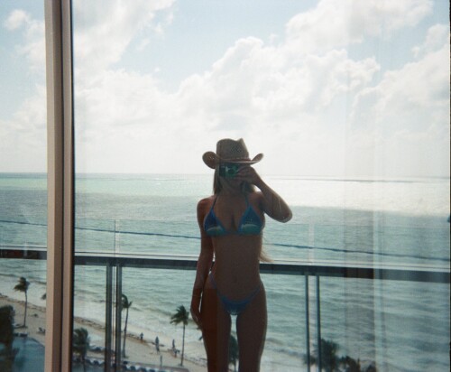 Emily Elizabeth 86844f2b5d47995fc