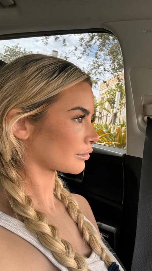 Emily Elizabeth 93e6cfd903e076b41