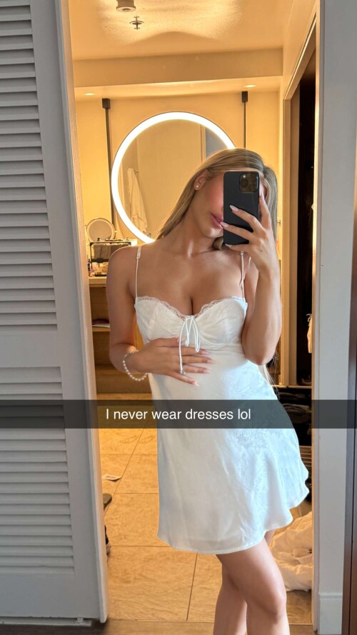 Emily Elizabeth 9da40b8df2a1b80e3