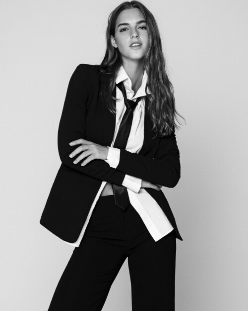 Emily Feld Brooklyn Management16 1da36f6f75f61a612
