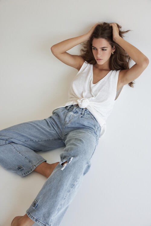 Emily Feld Brooklyn Management40a120f79097fd4e7b