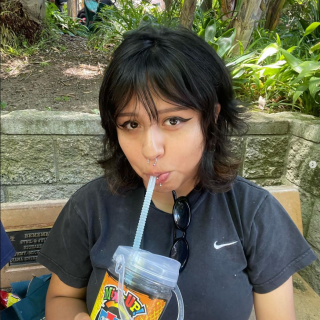 Emily15b696b67c8b9b6f15bea0349cfaa25e4