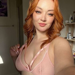 Emma-Magnolia1e11672cb4b96ae7d4bf868f5fe30b7a8