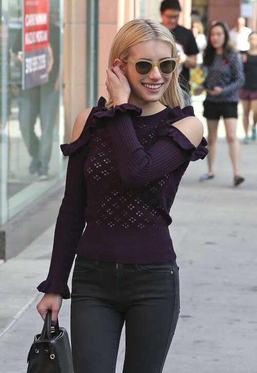 Emma Roberts is spotted out in Beverly Hills 15