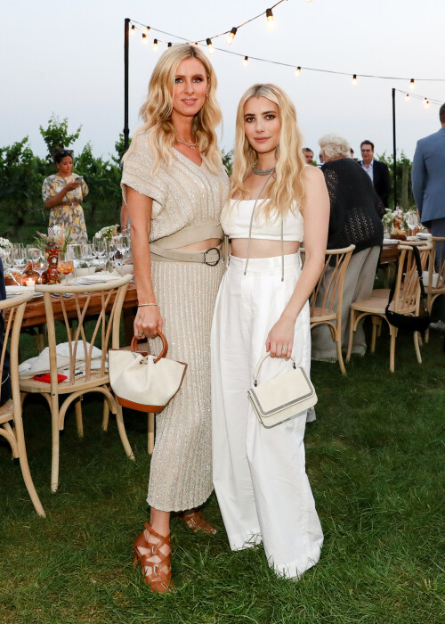 Emma_Roberts_at_Brunello_Cucinelli_and_W__lffer_Estate_host_an_intimate_evening_in_the_H__11_20332cf6046215b5.jpeg