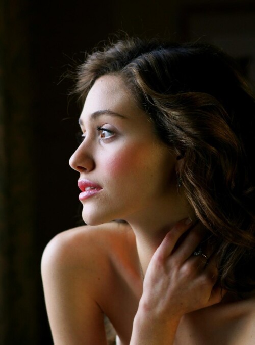 Emmy Rossum 22c3beced62b6419c