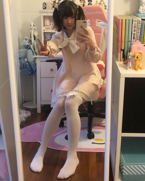 EpFl7gsU8AASFu2b9db1f72109d0128