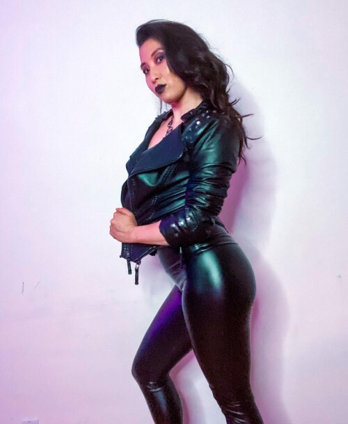 Erika Ishii 127cfce6d54517ba514