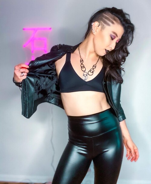 Erika Ishii 27af6f2e4865de167