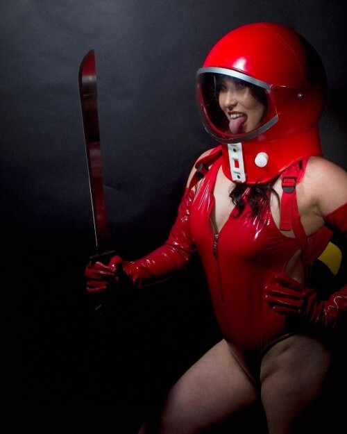 Erika Ishii 298317bb34ec458240