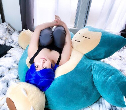 Erika Ishii 39b8e2f2766d658bc2