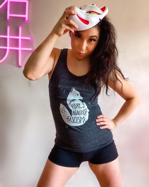 Erika Ishii 45ea9a5673f5fb81e3