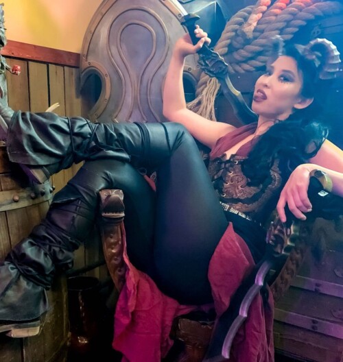 Erika Ishii 7732a08d10febaf3d3