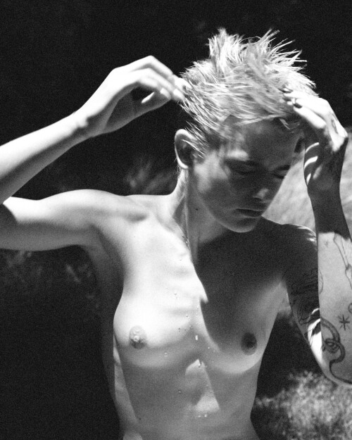 Esther McGregor July9 2022 BW02b4be083c7afa0c0d