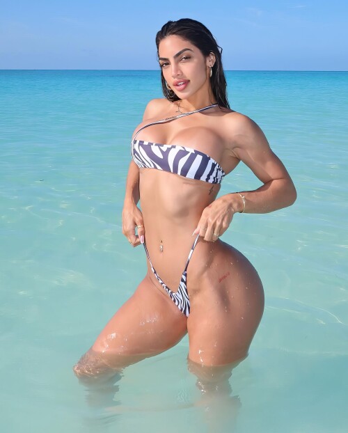 Eva Quiala 14 1bd52f3eb815dfcc5