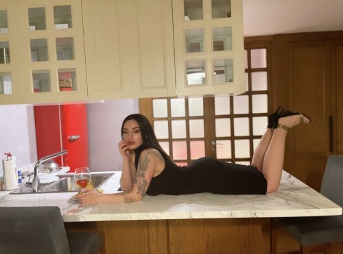 Ey7SrBbXIAYXsRz91f368ccd48a7282