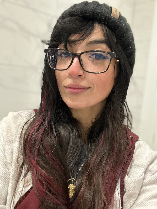 F 6yiLOW0AA6FRH063e26dd24324280