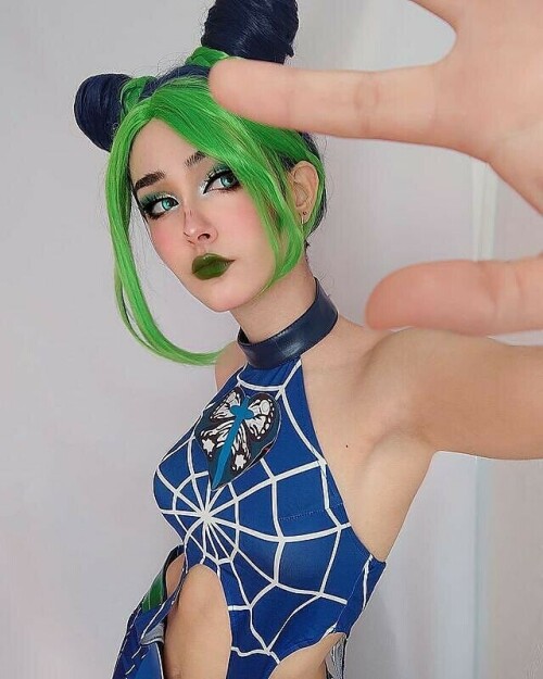 F06A8CF7 214E 478B A145 BE3CFC38D80C