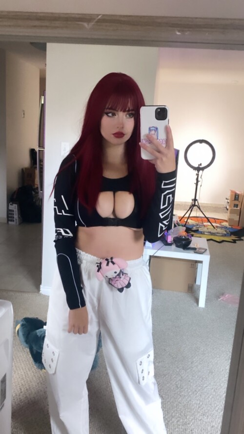 F0F111A5 ED8F 4915 92A0 4CBBFEA2D98D