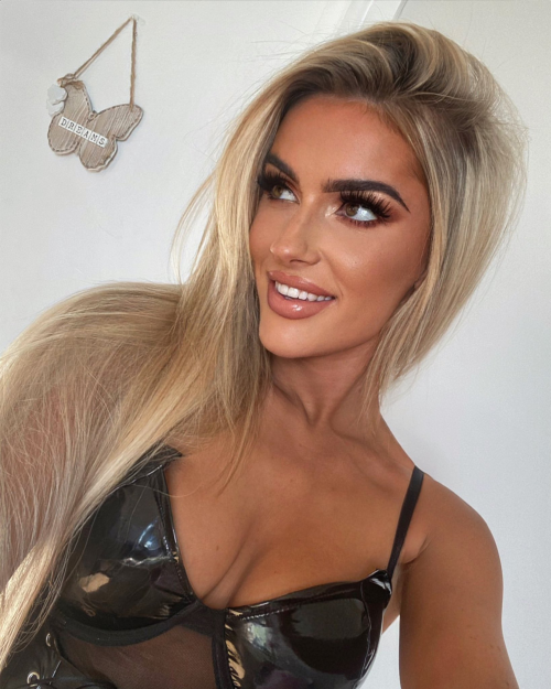 F0XHWJWaIAAtck_3c498c409c0b8360819b62f575836cc1