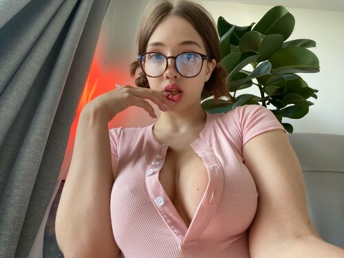 F0eO9afWYAY32Ov748cfcd177561169