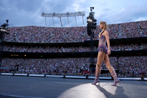 F0gAPh3acAE5n j1e58bbc7f7decf34