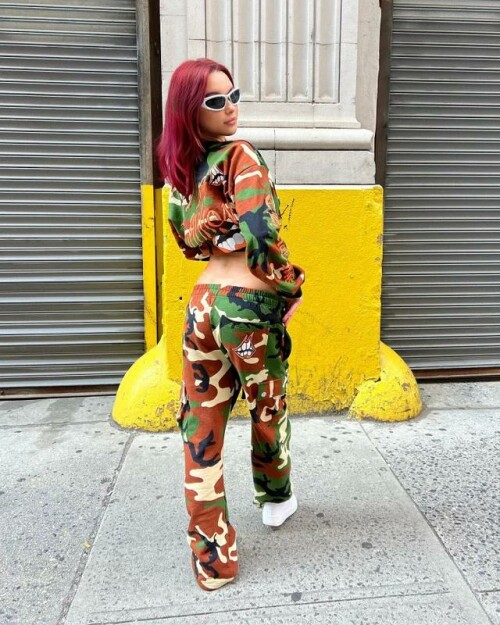 F1174266 4163 4F3B 859E 4E6E7D6C02CE