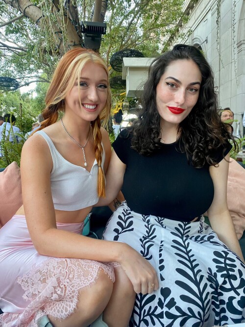 F129MPHaYAAwxluee1099191ec6efcb