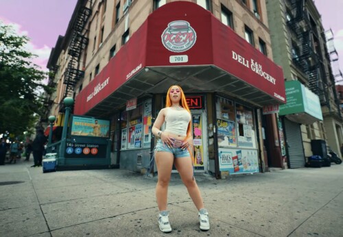 F19zoUvWAAINrr0f80827201c925b69