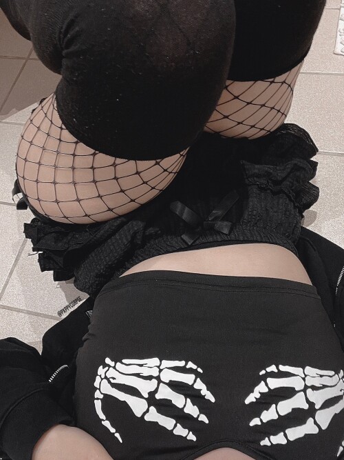 F2HRwC7W4AE8Y1K8560df0738c173df