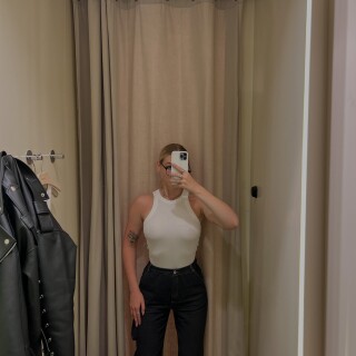 F2MsJBfWwAE6urs49f1701e053925cc