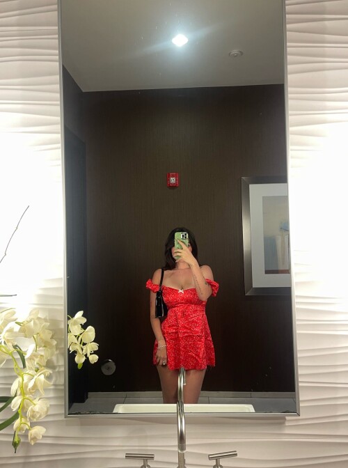 F2PSU1KaYAAT02Gbfb9c026c226841c