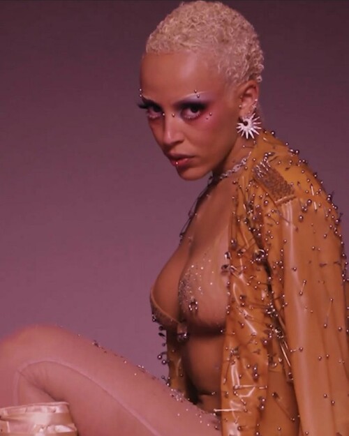 F2ngHJIWMAA6RMyb5ec8476c11aac5a