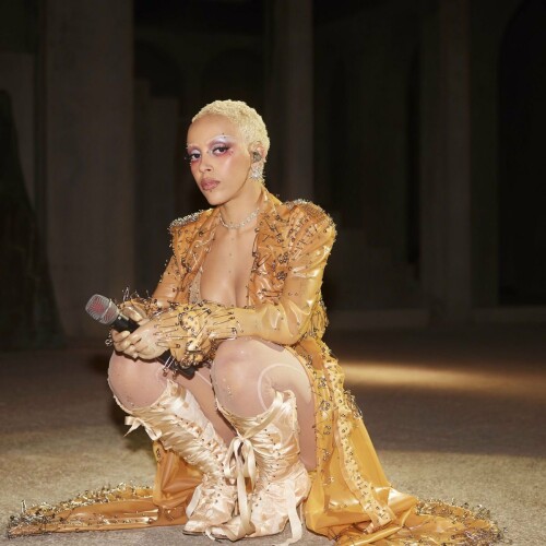 F2nntR6XIAEZcrj1586dca22006fc44