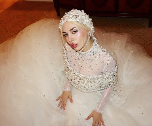 F3CBA56C BE17 4DF9 9421 90B5FACE299F