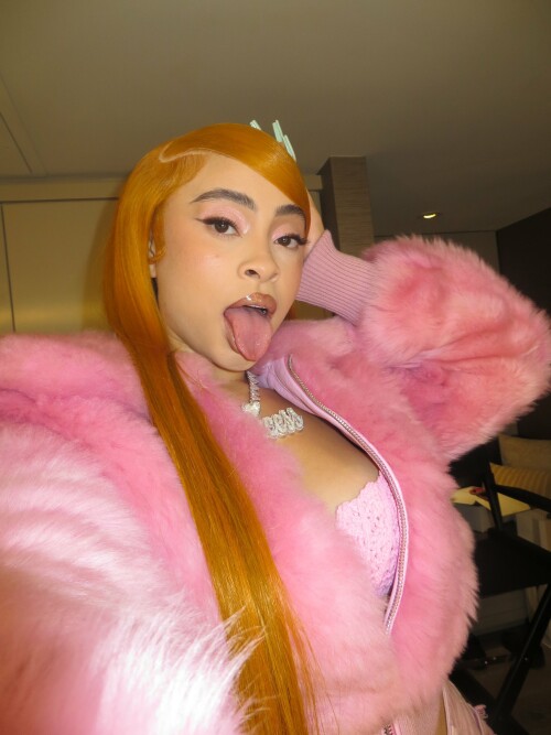 F3sJECbX0AA1VYtc2adc3a16091654d