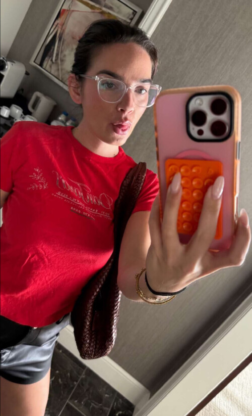 F4948688 9576 4F10 8437 A350265B4733455cba6ec84b8de7