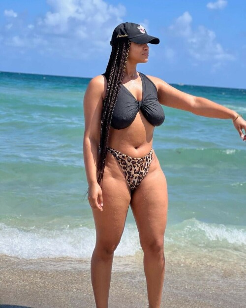 F4CC2E8C 5DD1 481D AF74 BF99F2EED955